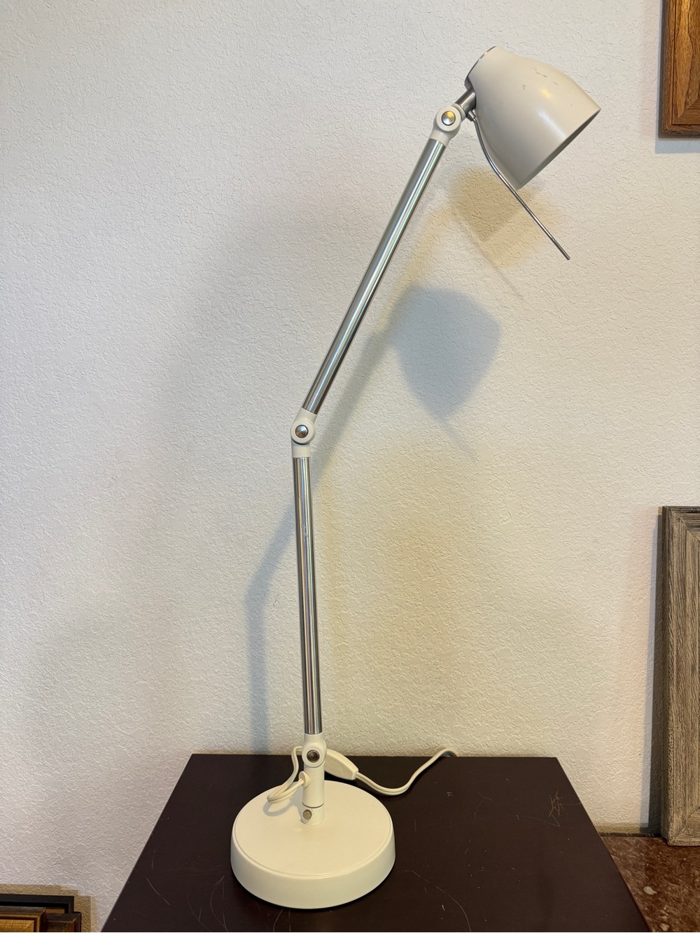 IKEA Tral White Desk Work Lamp Adjustable Arm Head Metal Light
Articulating